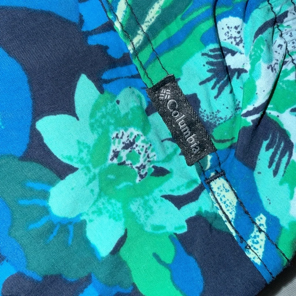 Columbia shorts vibrant